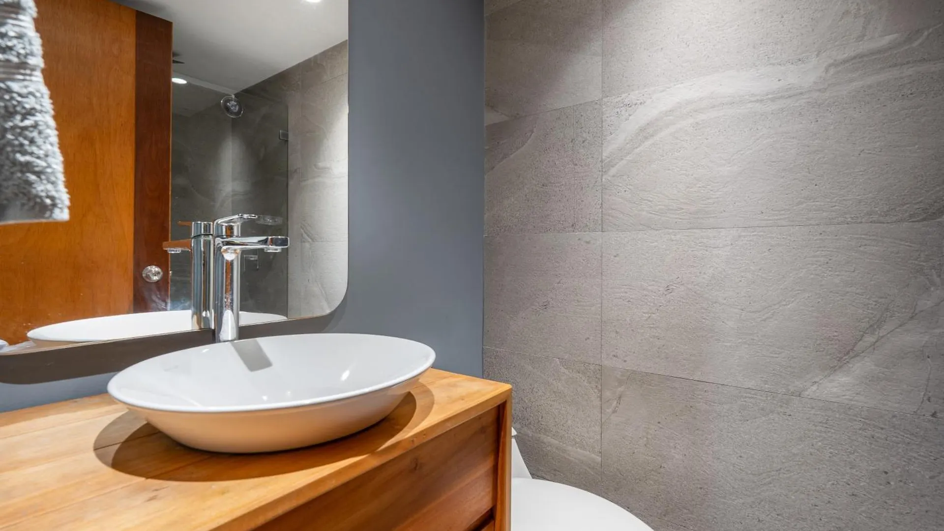 Apartment Beautiful 2 Bedroom Luxury Condo In Provenza Medellín Kolumbien